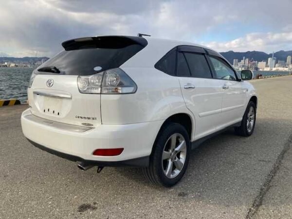 Toyota Harrier - Image 3