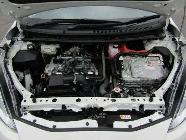 Toyota Aqua - Image 6